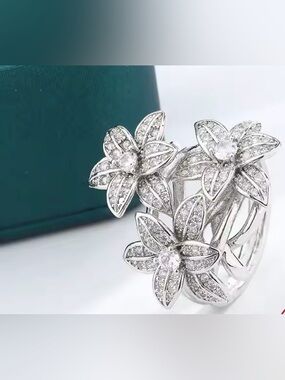 NEW Sterling Silver Floral CZ Cluster Ring Crystal Flower Design size 8.5